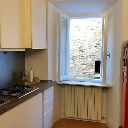 Bilocale Moderno In Pieno Centro Apartman *